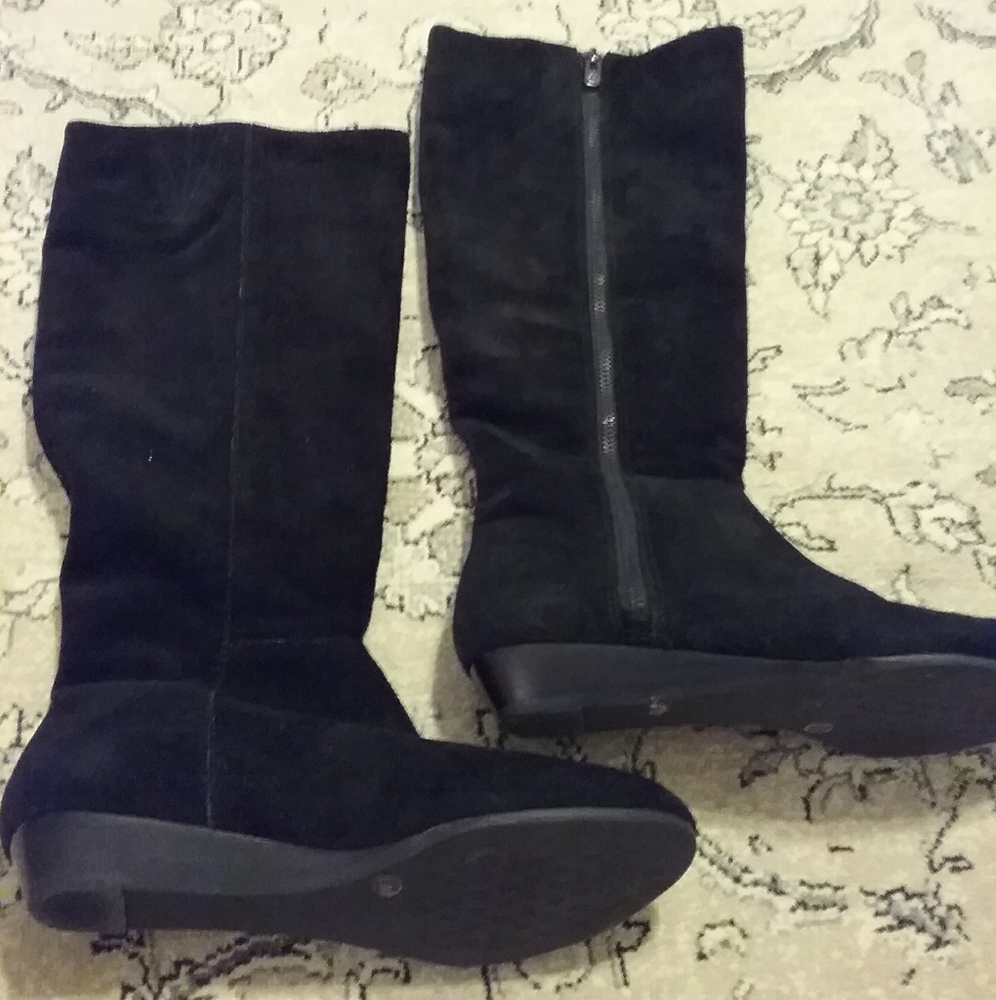 Antonio Melani Black Suede Boots - Picture 2 of 6